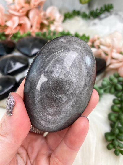 silver-obsidian-palm-stone