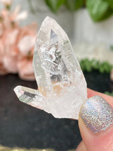 Load image into Gallery: Contempo Crystals - small-colombian-quartz-point - Image 30