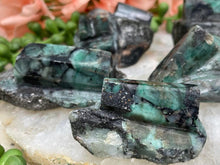 Load image into Gallery: Contempo Crystals - small-emerald-in-matrix - Image 3