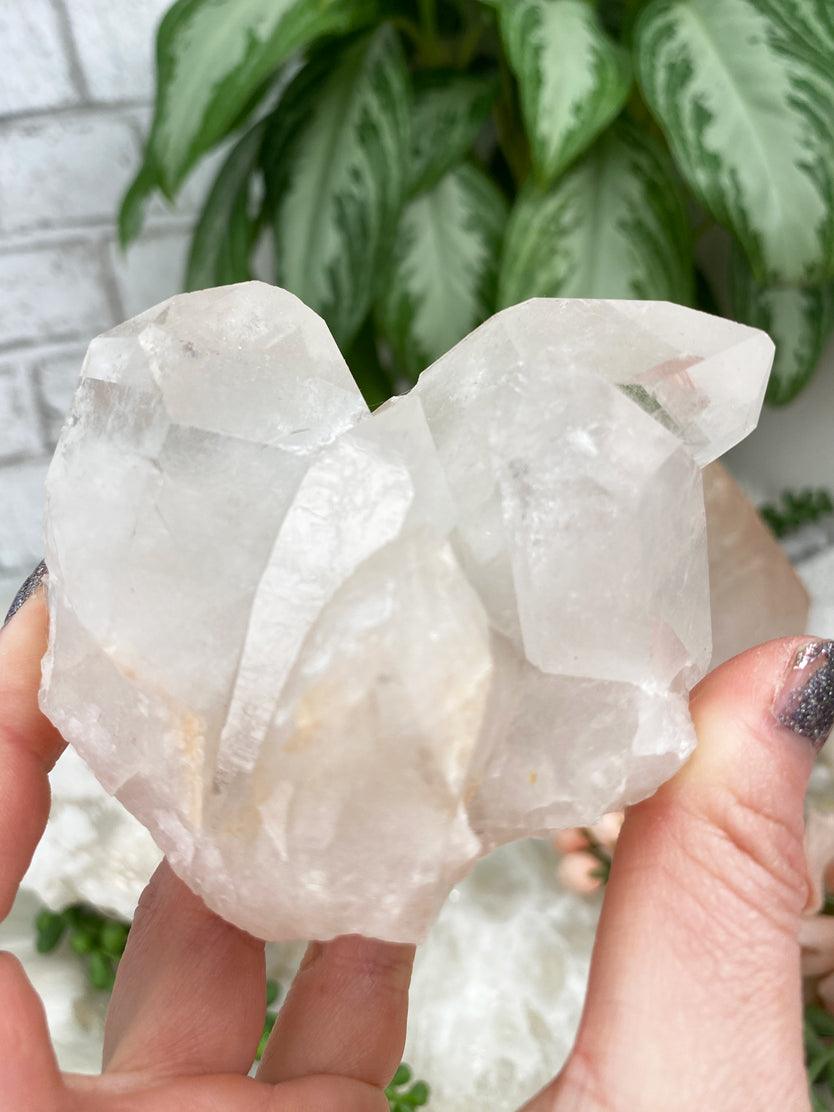 small-quartz-cluster