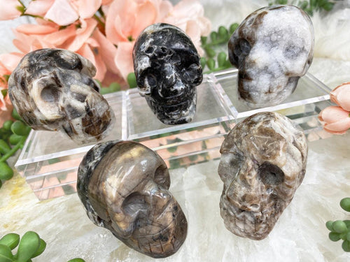    small-sphalerite-skulls