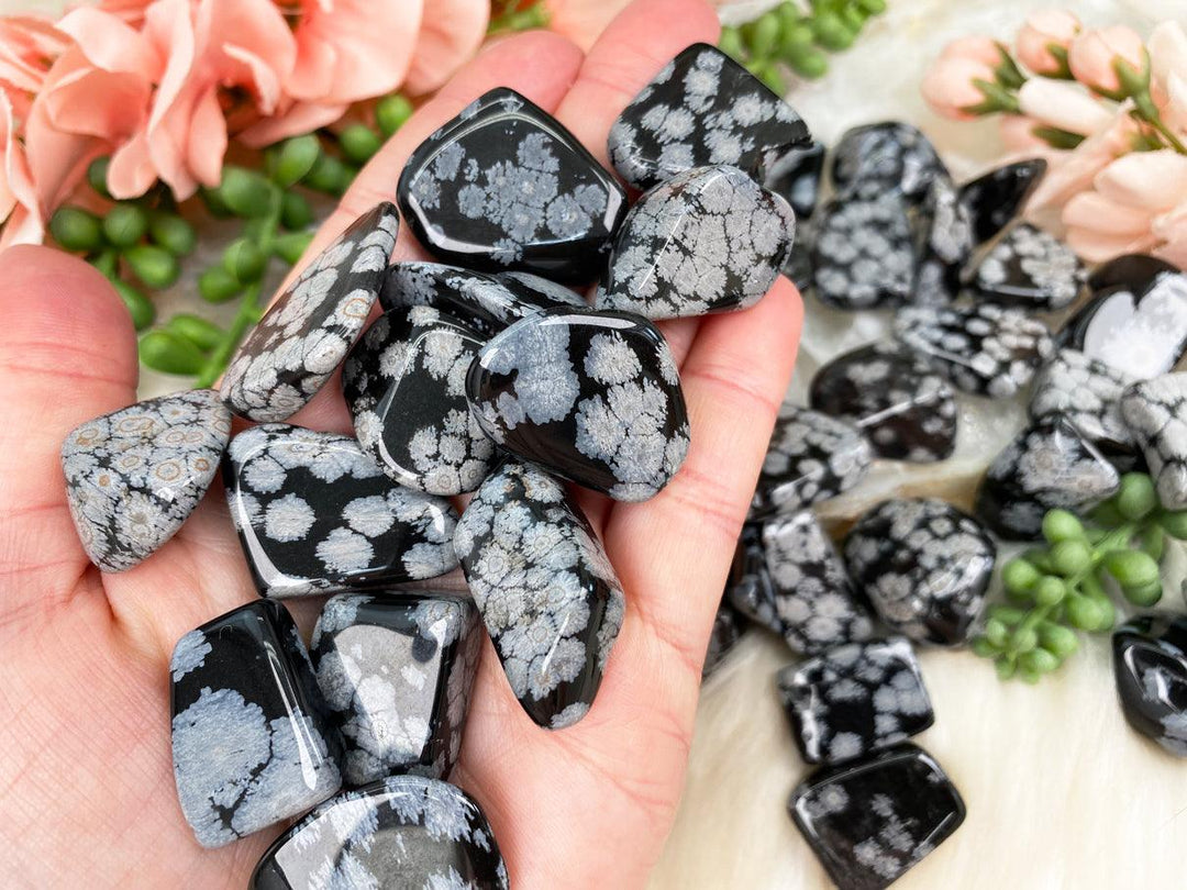 Contempo Crystals - Tumbled Snowflake Obsidian - Image 1