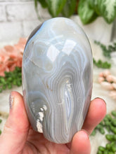 Load image into Gallery: Contempo Crystals -    standing-gray-banded-agate - Image 17
