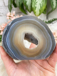 Contempo Crystals - tan-gray-banded-agate - Image 12