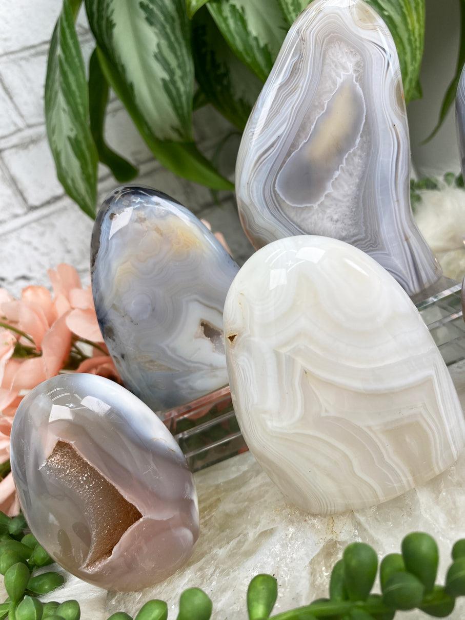 white-gray-banded-agate-freeforms