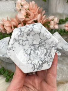 Contempo Crystals - white-howlite-hexagon-bowl - Image 13