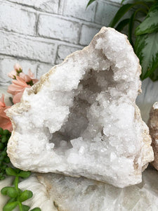 Contempo Crystals - white-morocco-quartz-geode - Image 9