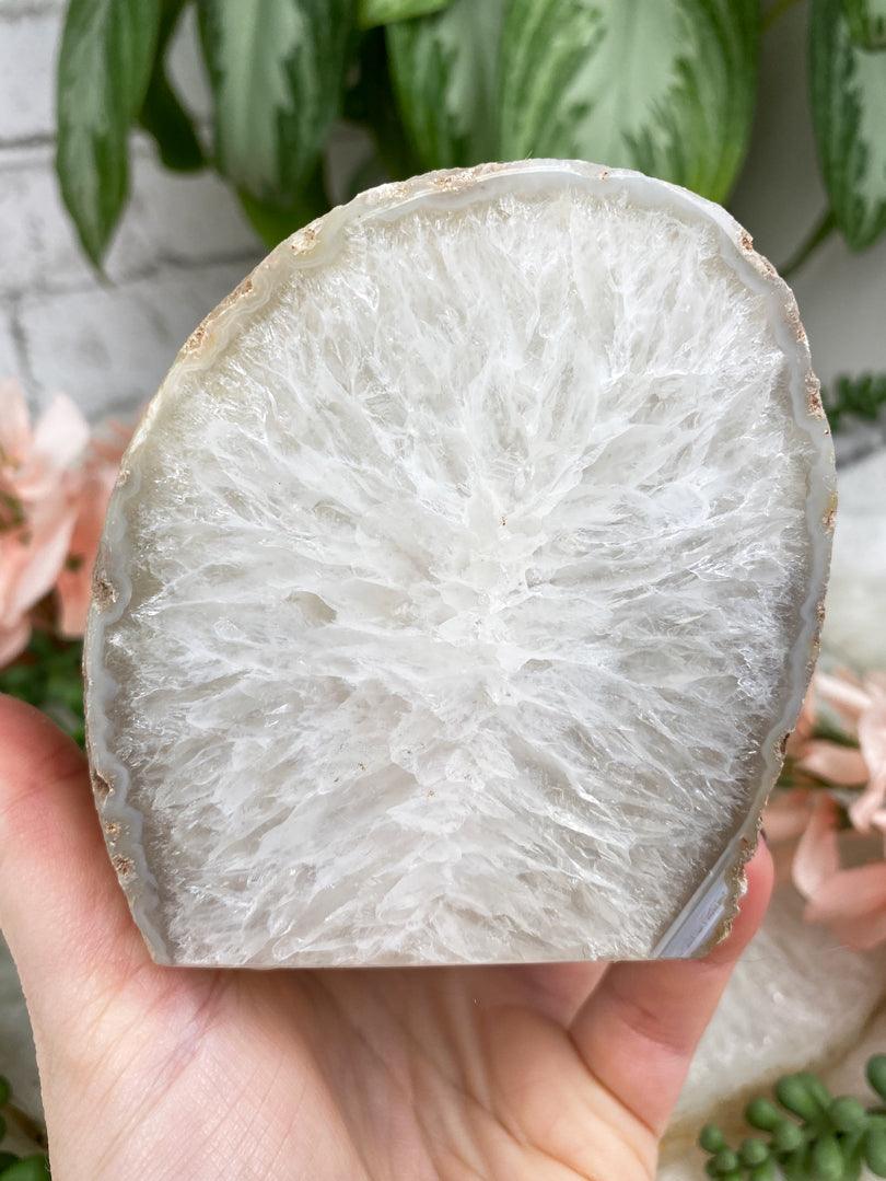 white-quartz-geode-candle